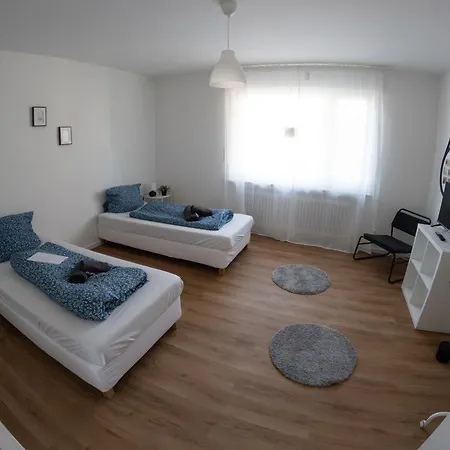 Moderne In Mit Balkon 民宿 施泰因哈根