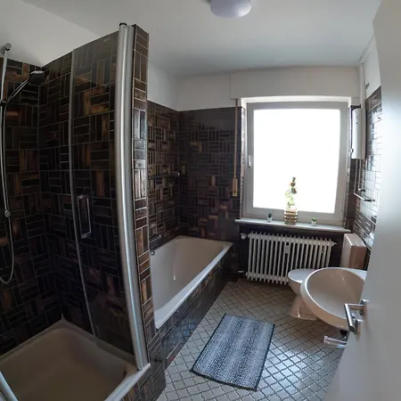 Moderne In Mit Balkon 施泰因哈根